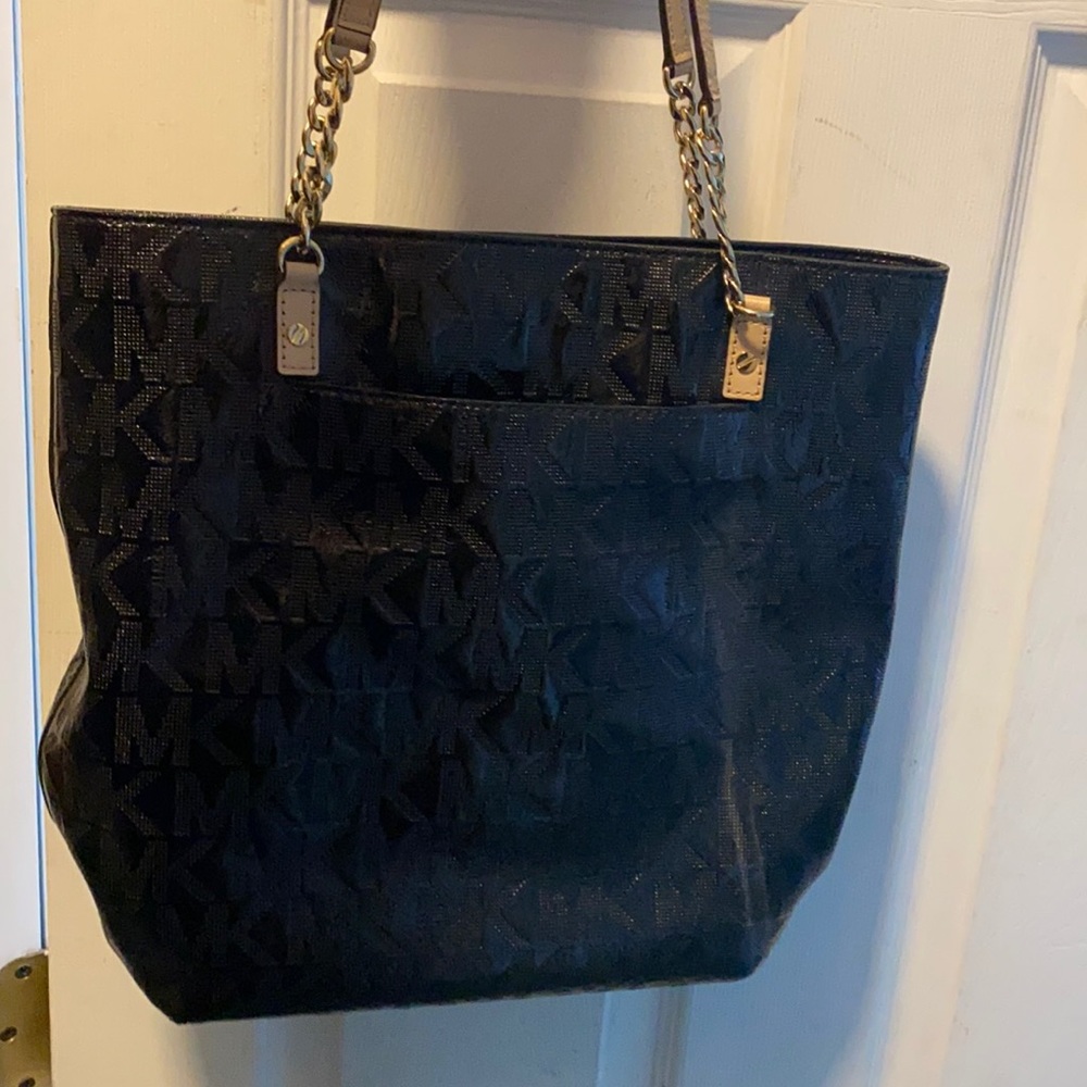 Black Micheal Kors tote